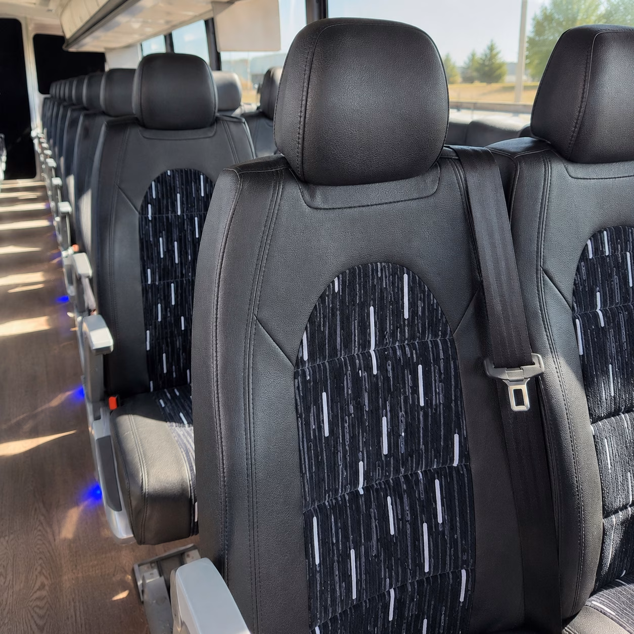 compare bus rentals in mobile with one online quote