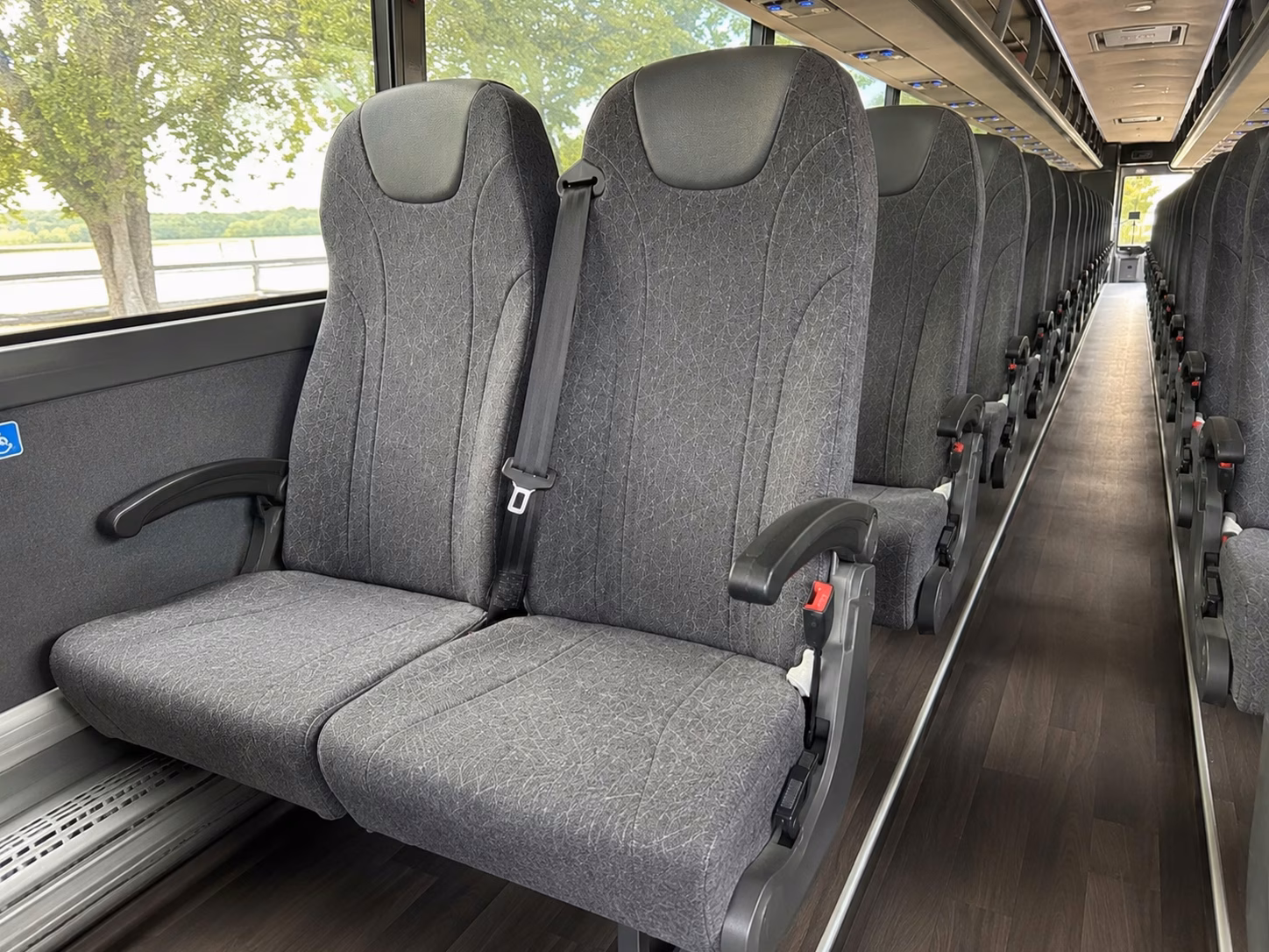 how bus type changes charter bus prices in mobile alabama
