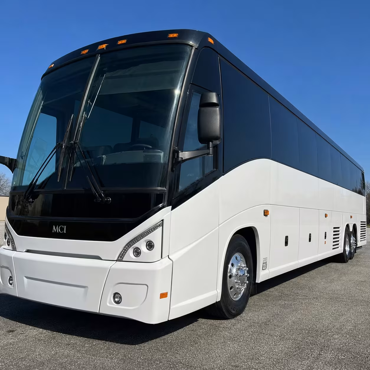 mobile corporate airport transportation to the convention center