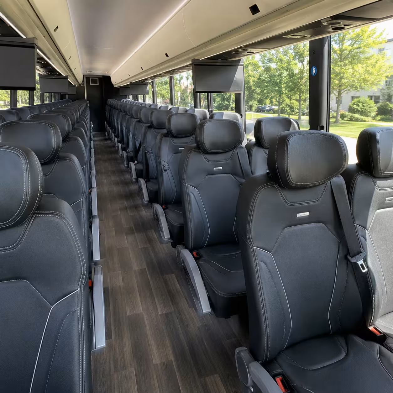 school field trip bus rentals in mobile