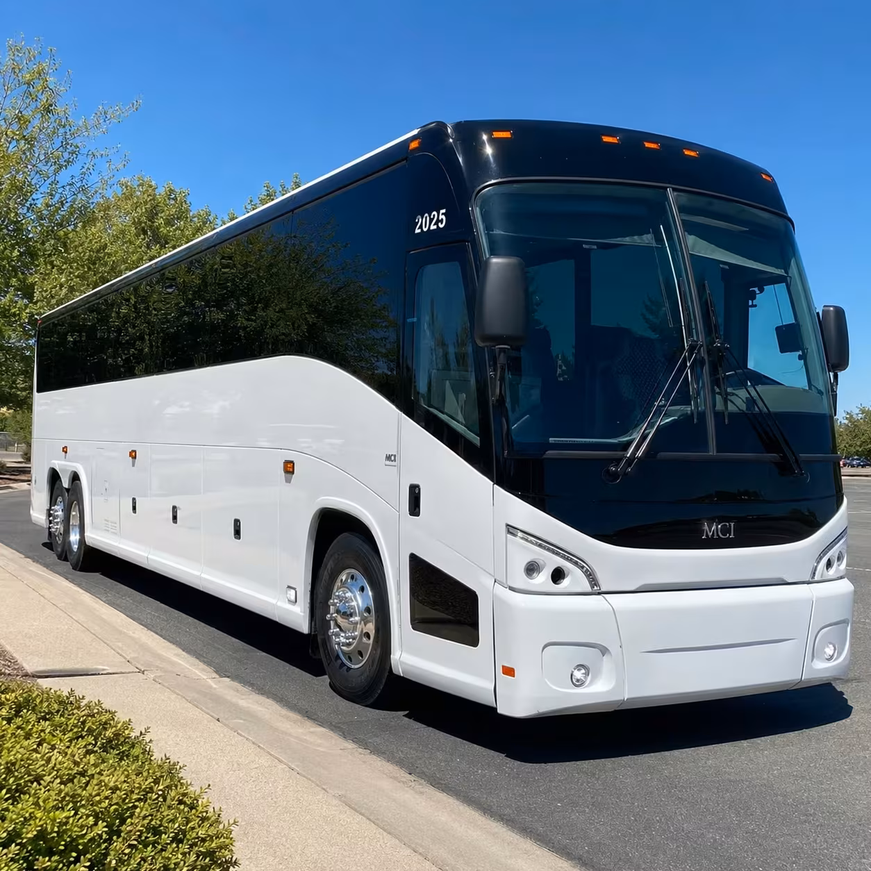 senior shuttle buses for mobile church congregations