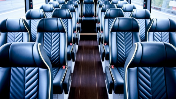 mobile 35 passenger minibus rental